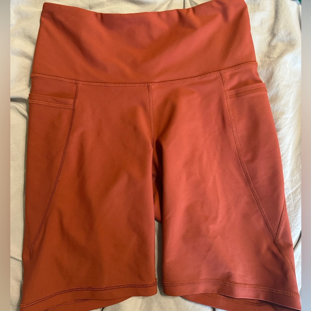 Old Navy Powersoft Bike Short 8” Inseam